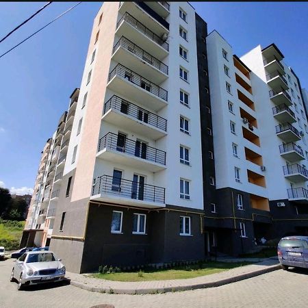 Oazis Apartments Czernowitz Exterior foto